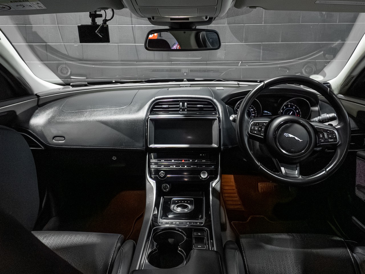 2016 Jaguar XE