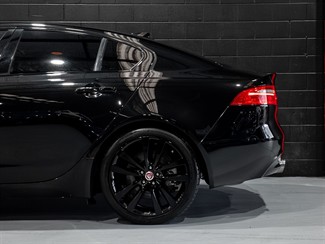 2016 Jaguar XE - Thumbnail