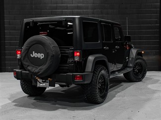 2018 Jeep Wrangler Unlimited - Thumbnail
