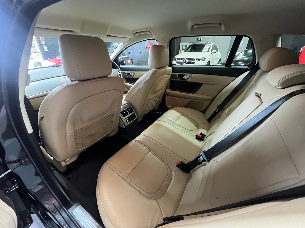 2013 Jaguar XF