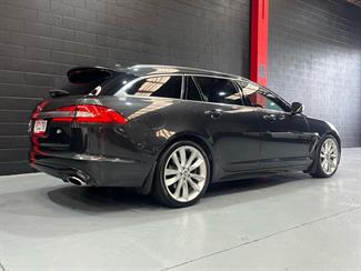 2013 Jaguar XF - Thumbnail
