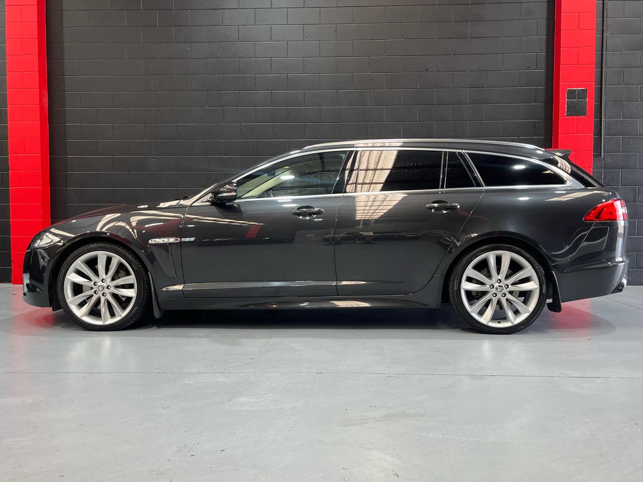 2013 Jaguar XF