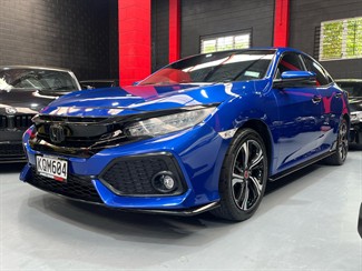 2017 Honda Civic - Thumbnail