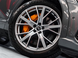 2020 Audi e-tron - Thumbnail