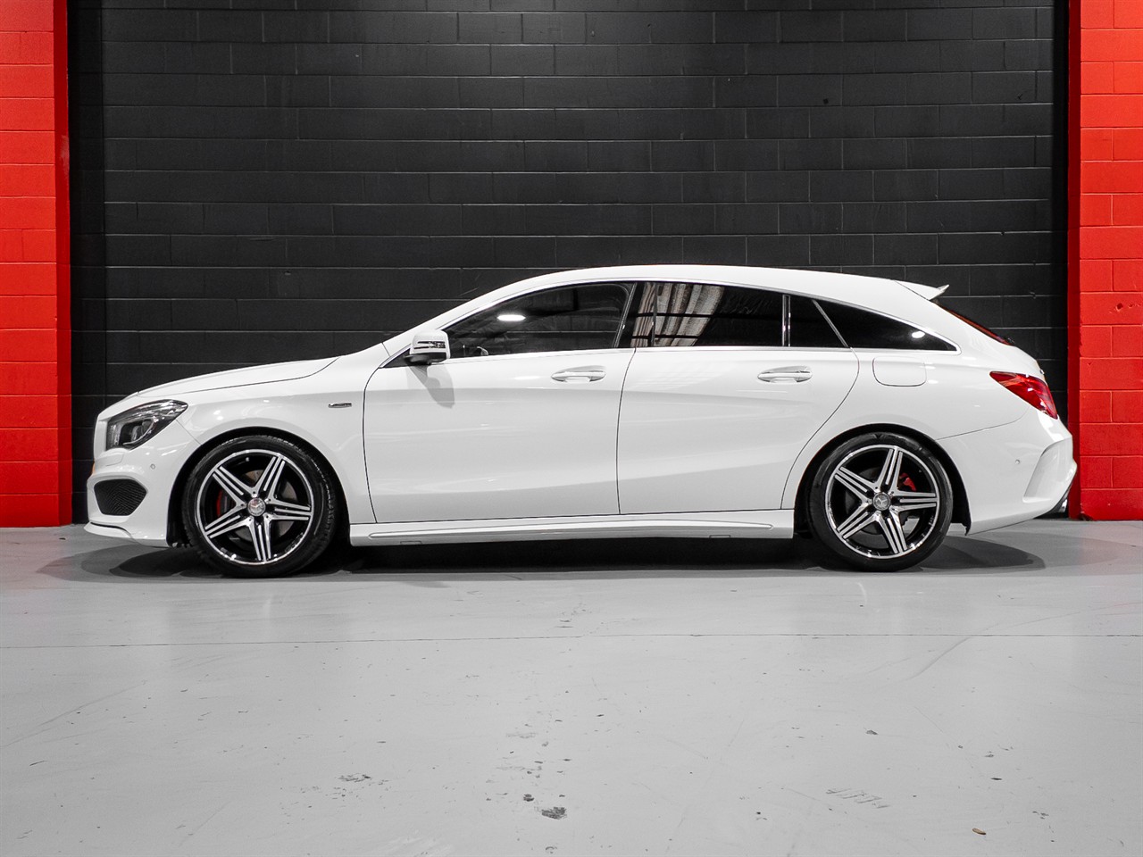 2015 Mercedes-Benz CLA 250