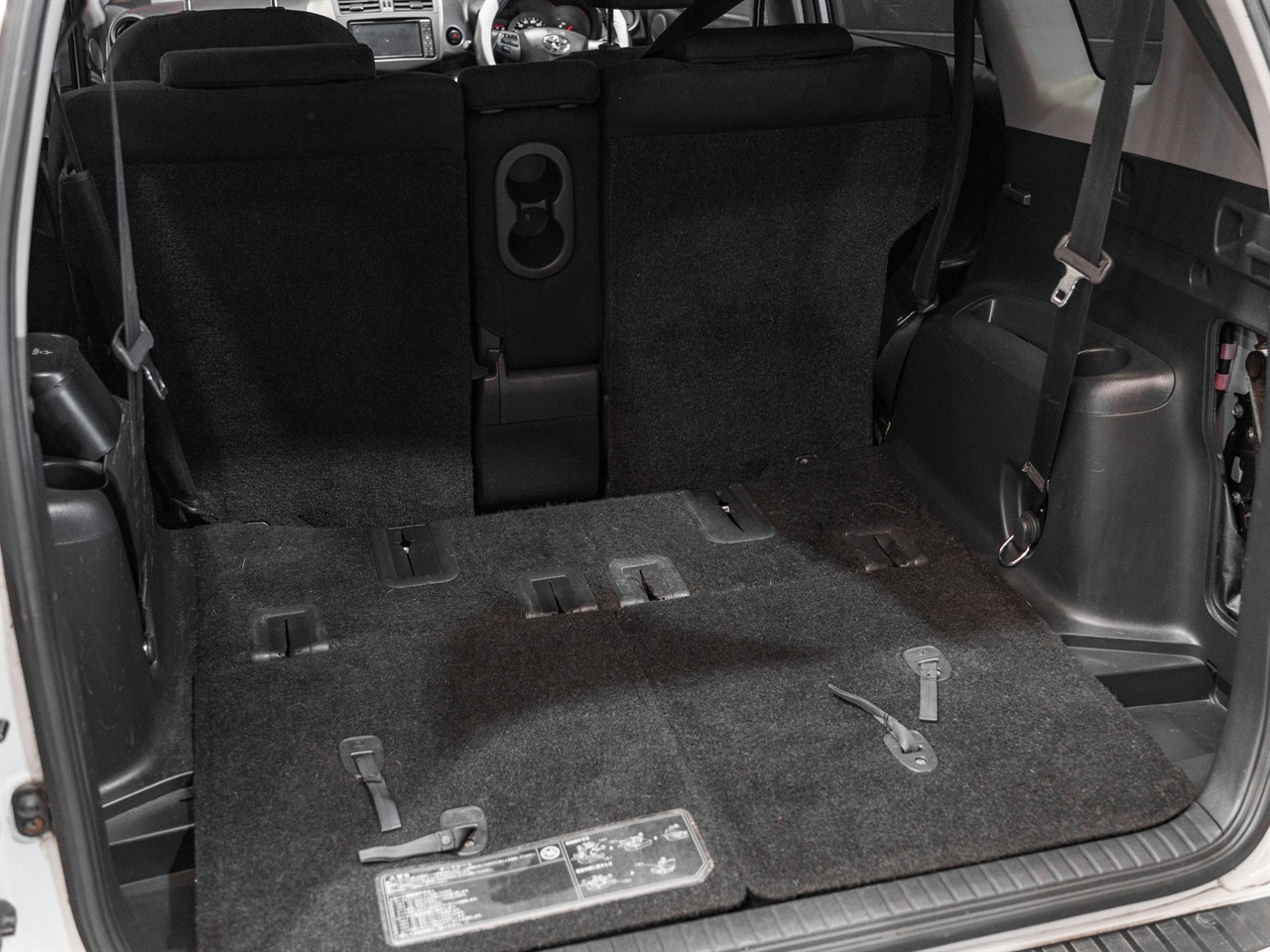 2011 TOYOTA Vanguard