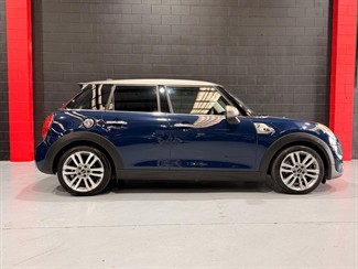 2017 Mini Cooper - Thumbnail