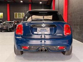 2017 Mini Cooper - Thumbnail