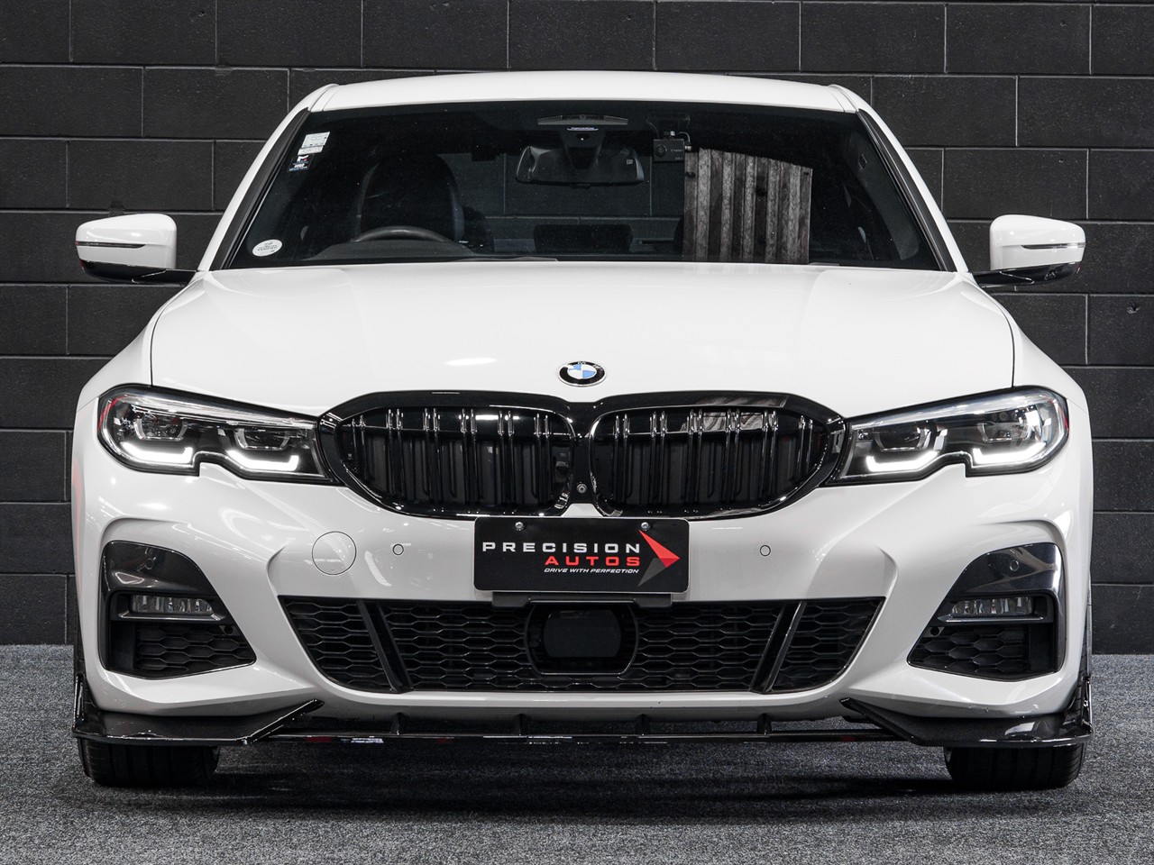 2020 BMW 320I