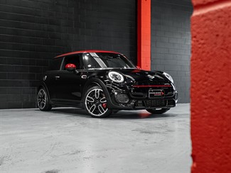 2017 Mini Cooper - Thumbnail