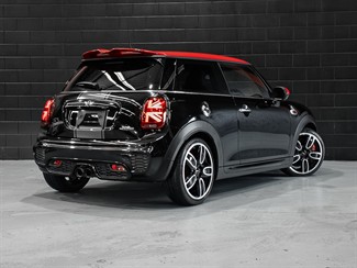 2017 Mini Cooper - Thumbnail