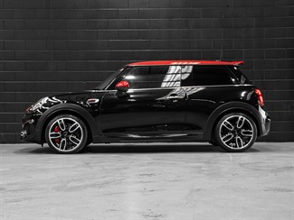 2017 Mini Cooper - Thumbnail