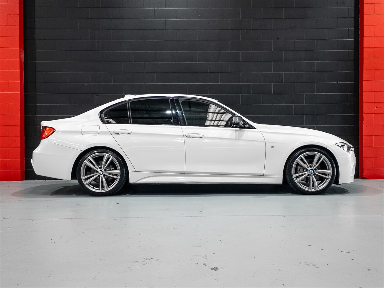 2015 BMW 320I