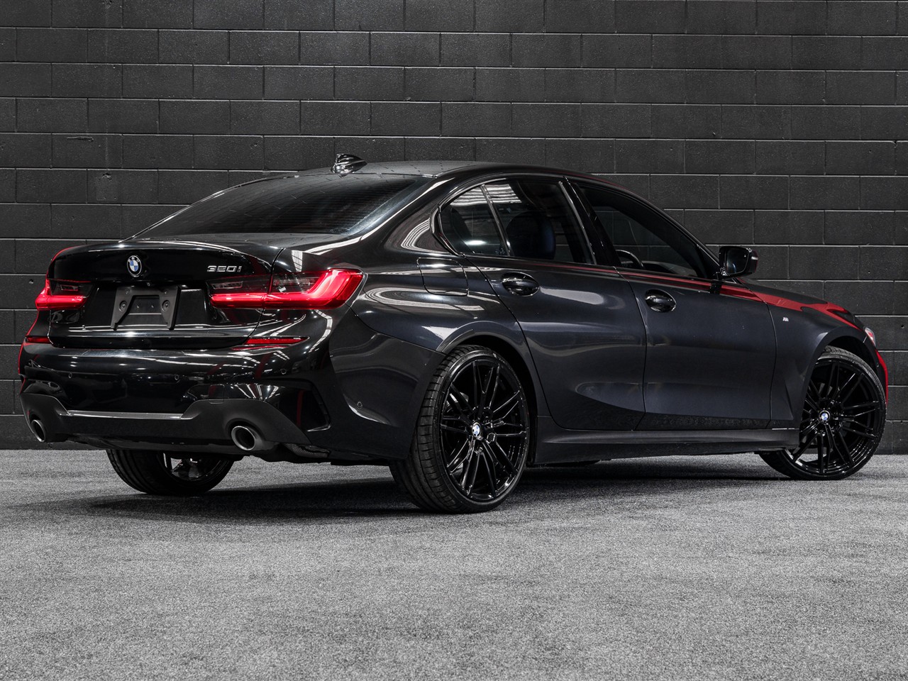 2019 BMW 320I