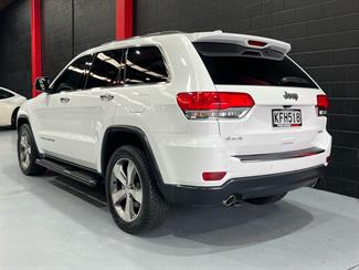 2016 Jeep Grand Cherokee - Thumbnail