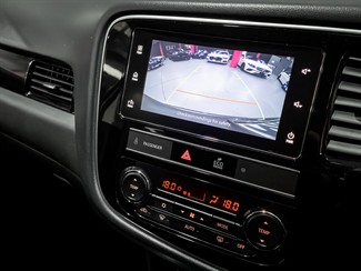 2018 Mitsubishi Outlander - Thumbnail