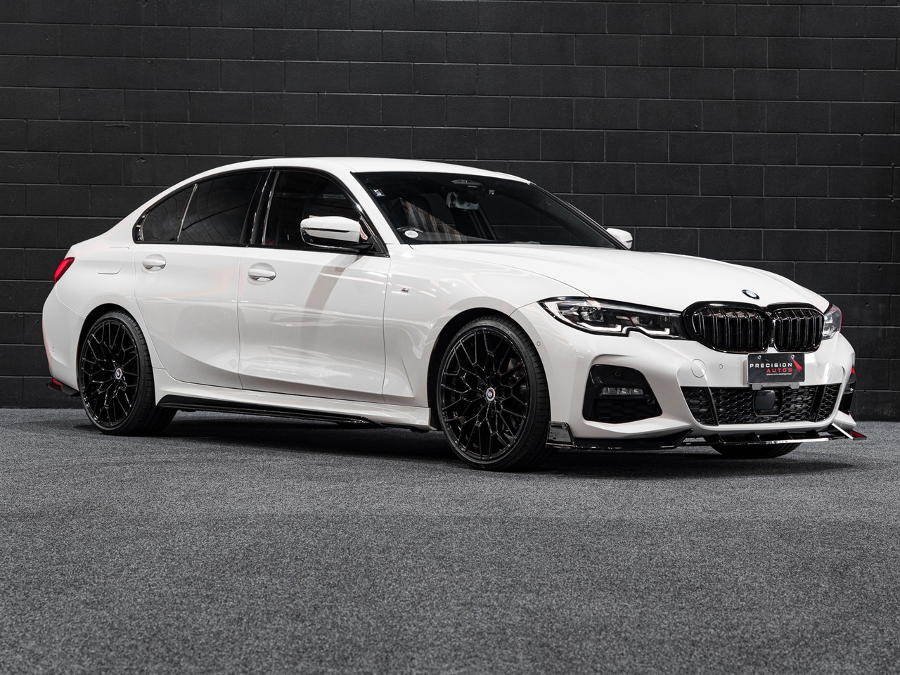 2021 BMW 320I
