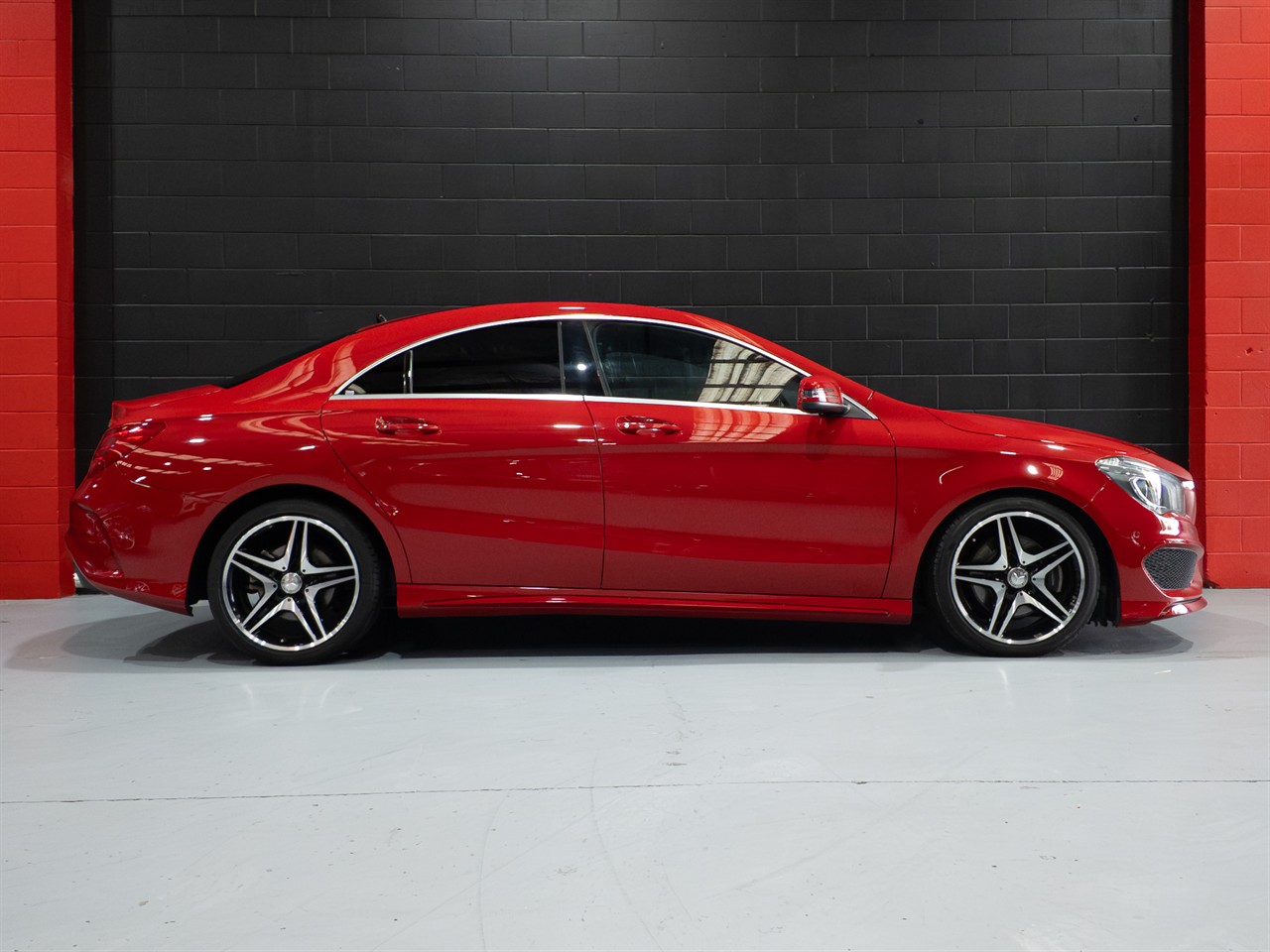 2015 Mercedes-Benz CLA 250