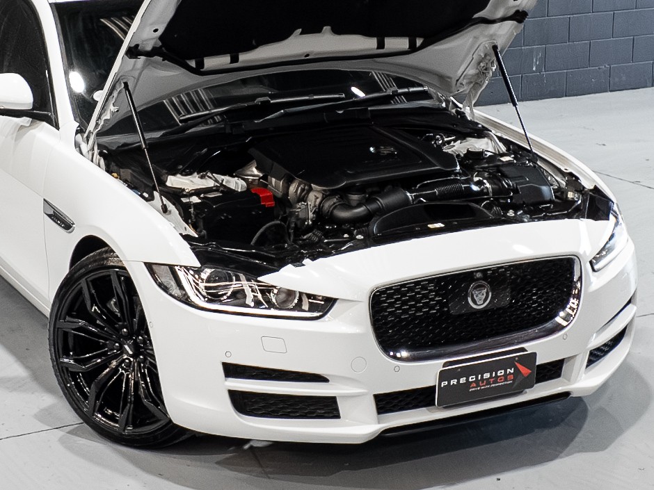 2016 Jaguar XE