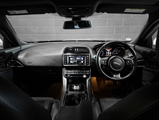 2016 Jaguar XE - Thumbnail