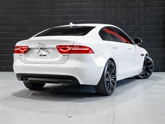 2016 Jaguar XE - Thumbnail