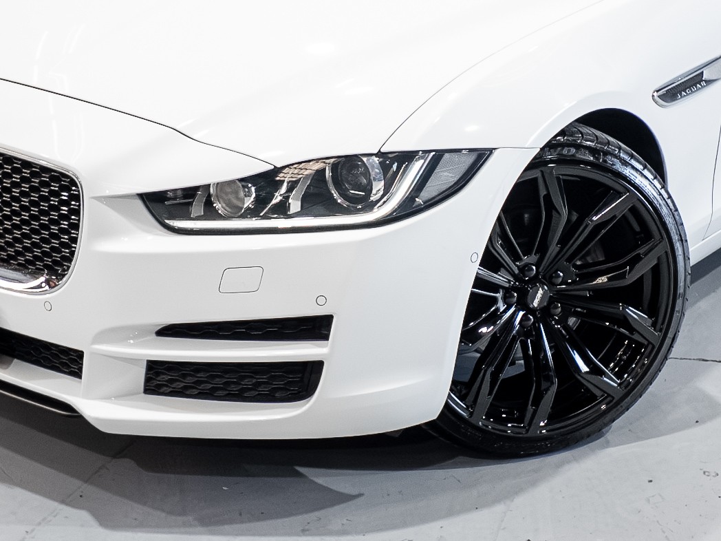 2016 Jaguar XE