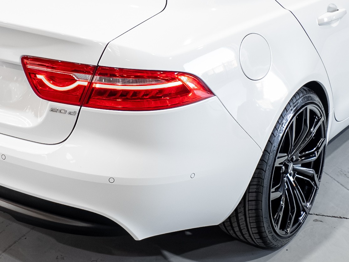 2016 Jaguar XE