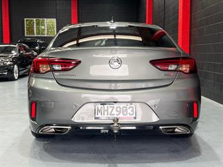 2019 Holden Commodore - Thumbnail