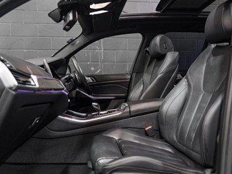 2020 BMW X5 - Thumbnail