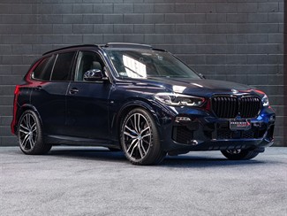 2020 BMW X5 - Thumbnail