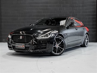 2017 Jaguar XE - Thumbnail