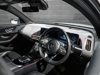 2020 Mercedes-Benz EQC - Thumbnail