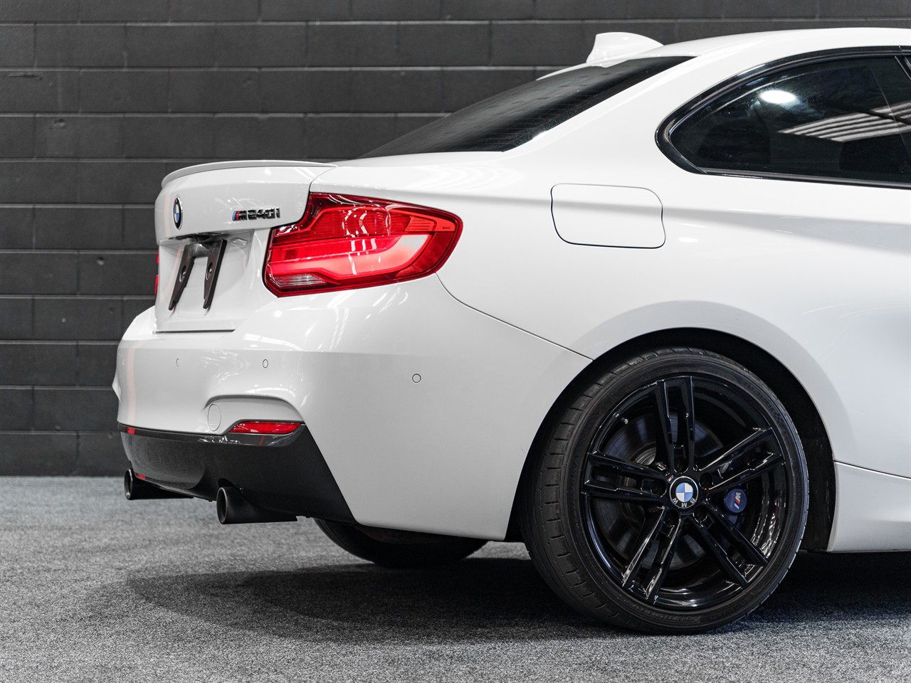 2018 BMW M240i