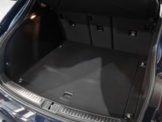 2019 Porsche Macan - Thumbnail