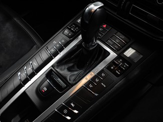 2019 Porsche Macan - Thumbnail