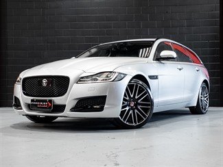 2018 Jaguar XF - Thumbnail