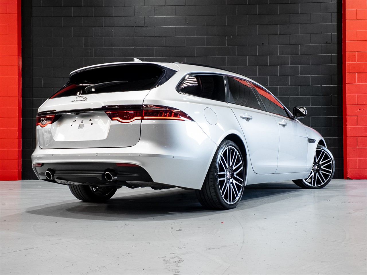 2018 Jaguar XF