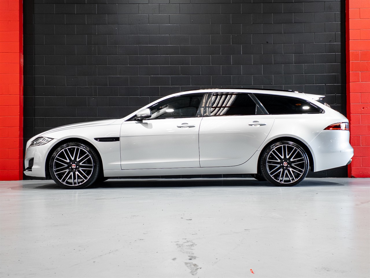 2018 Jaguar XF