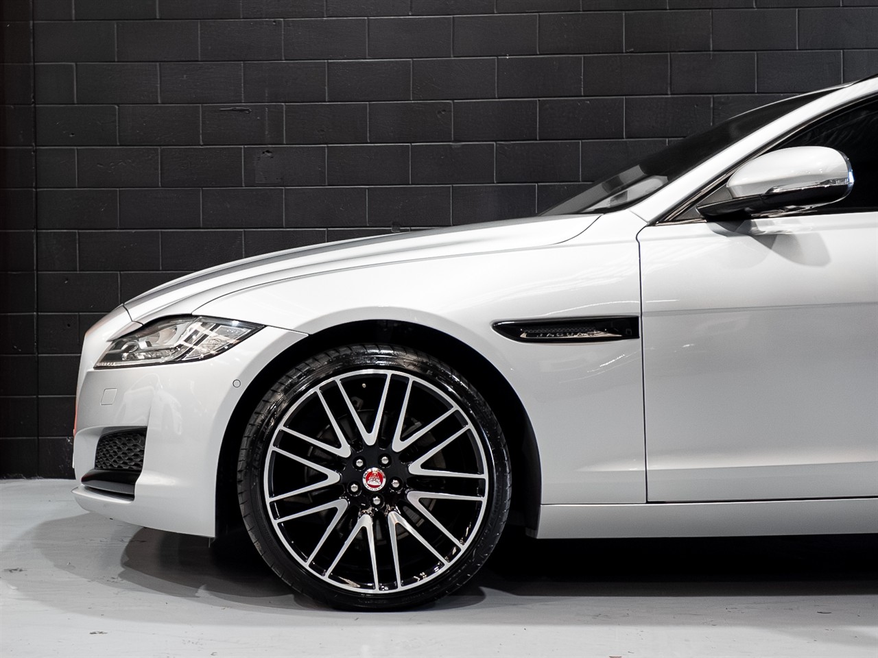 2018 Jaguar XF