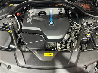 2017 BMW 740E - Thumbnail