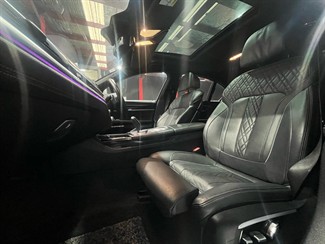 2017 BMW 740E - Thumbnail