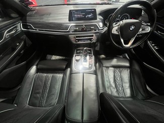 2017 BMW 740E - Thumbnail