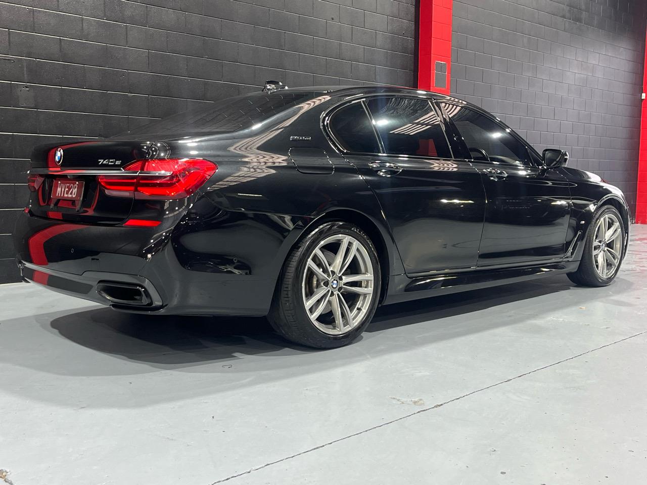 2017 BMW 740E