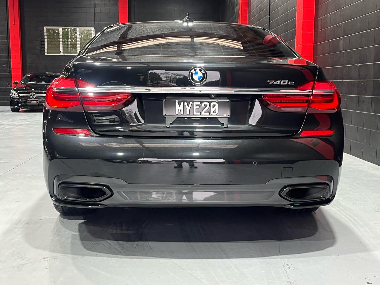 2017 BMW 740E