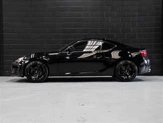 2016 Subaru Brz - Thumbnail