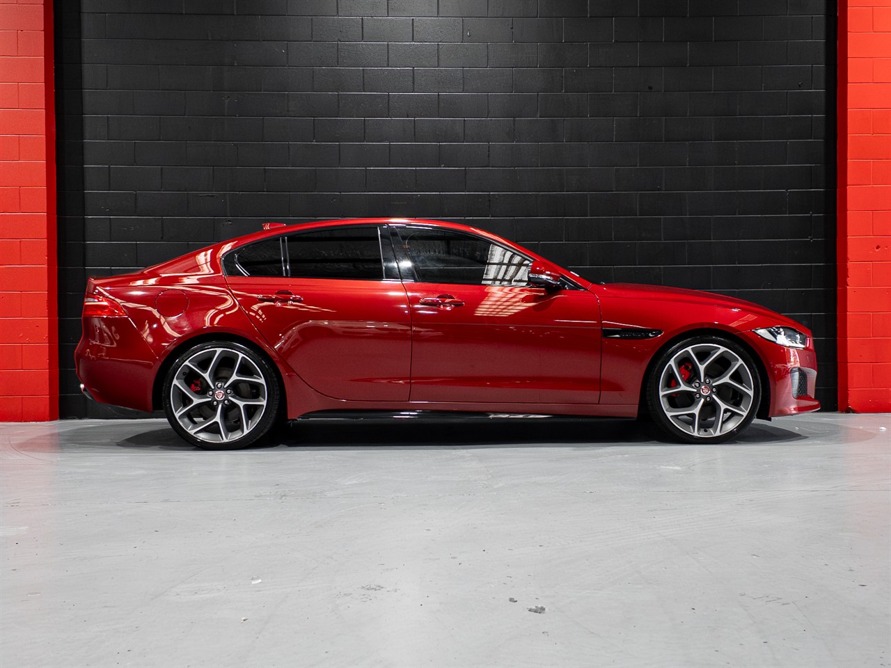 2016 Jaguar XE