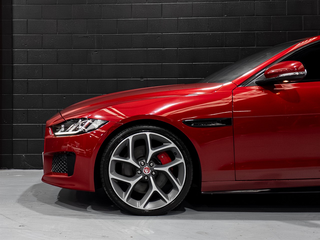 2016 Jaguar XE