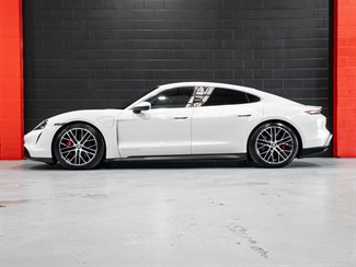 2021 Porsche Taycan - Thumbnail