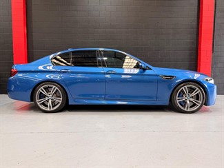 2016 BMW M5 - Thumbnail