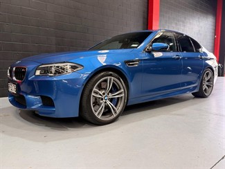 2016 BMW M5 - Thumbnail